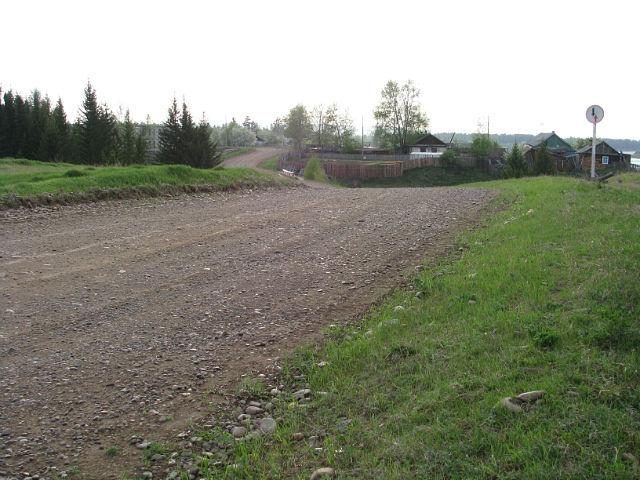 Дорога при въезде в поселок со стороны Лесогорска