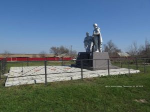 хутор Потапов 14 апреля 2018 года, фото 15 из 20