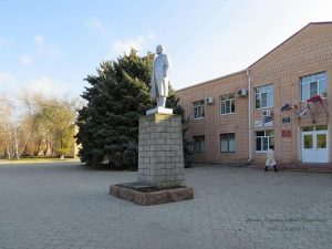 Это фотографии поселка Орловский -центра Орловского района, фото 30 из 75