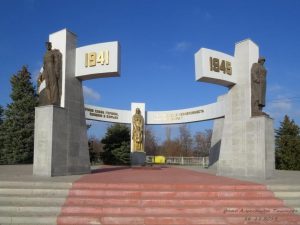 Это фотографии поселка Орловский -центра Орловского района, фото 6 из 75