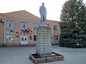 Это фотографии поселка Орловский -центра Орловского района, фото 31 из 75