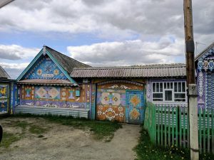 Дом с яркой резьбой, фото 2 из 6